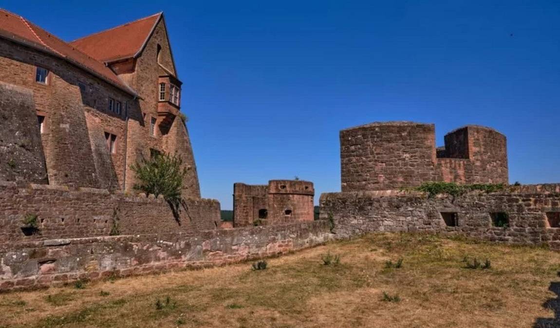 breuberg castle photo 2