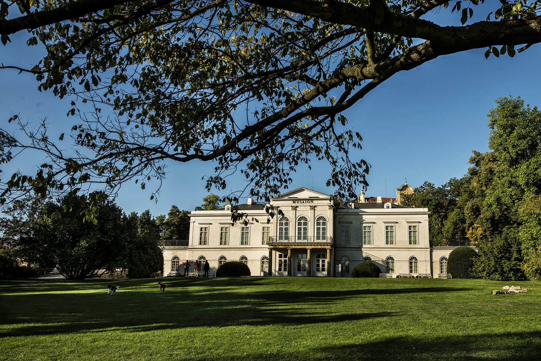 Kinsky Garden photo 1