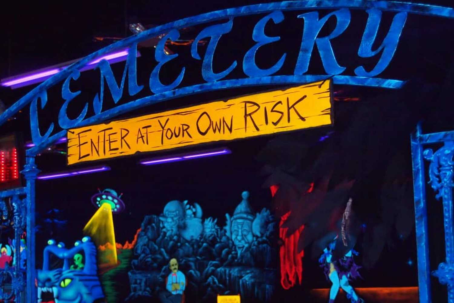 Monster Mini Golf photo 1