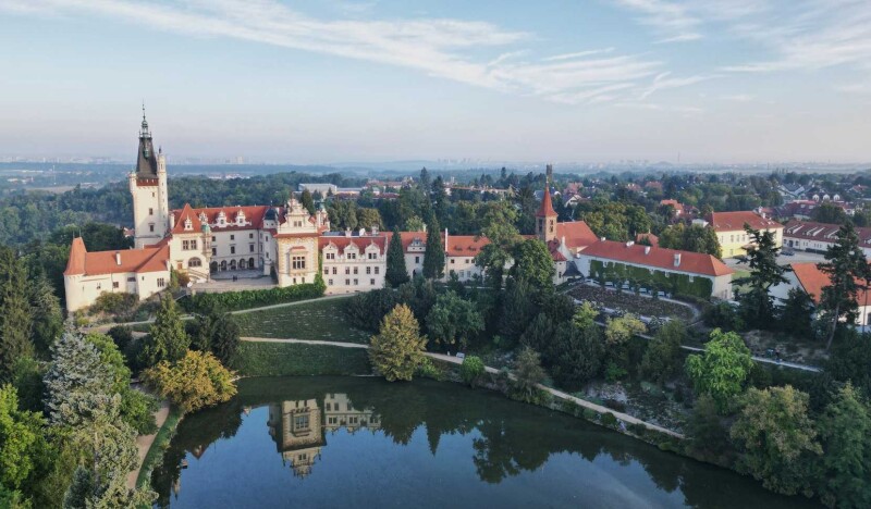 Pruhonice Castle