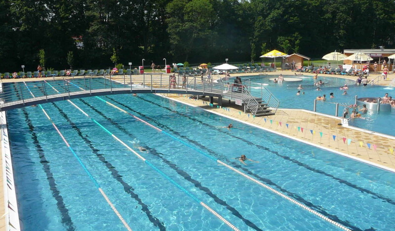 Swimming pool Flosna