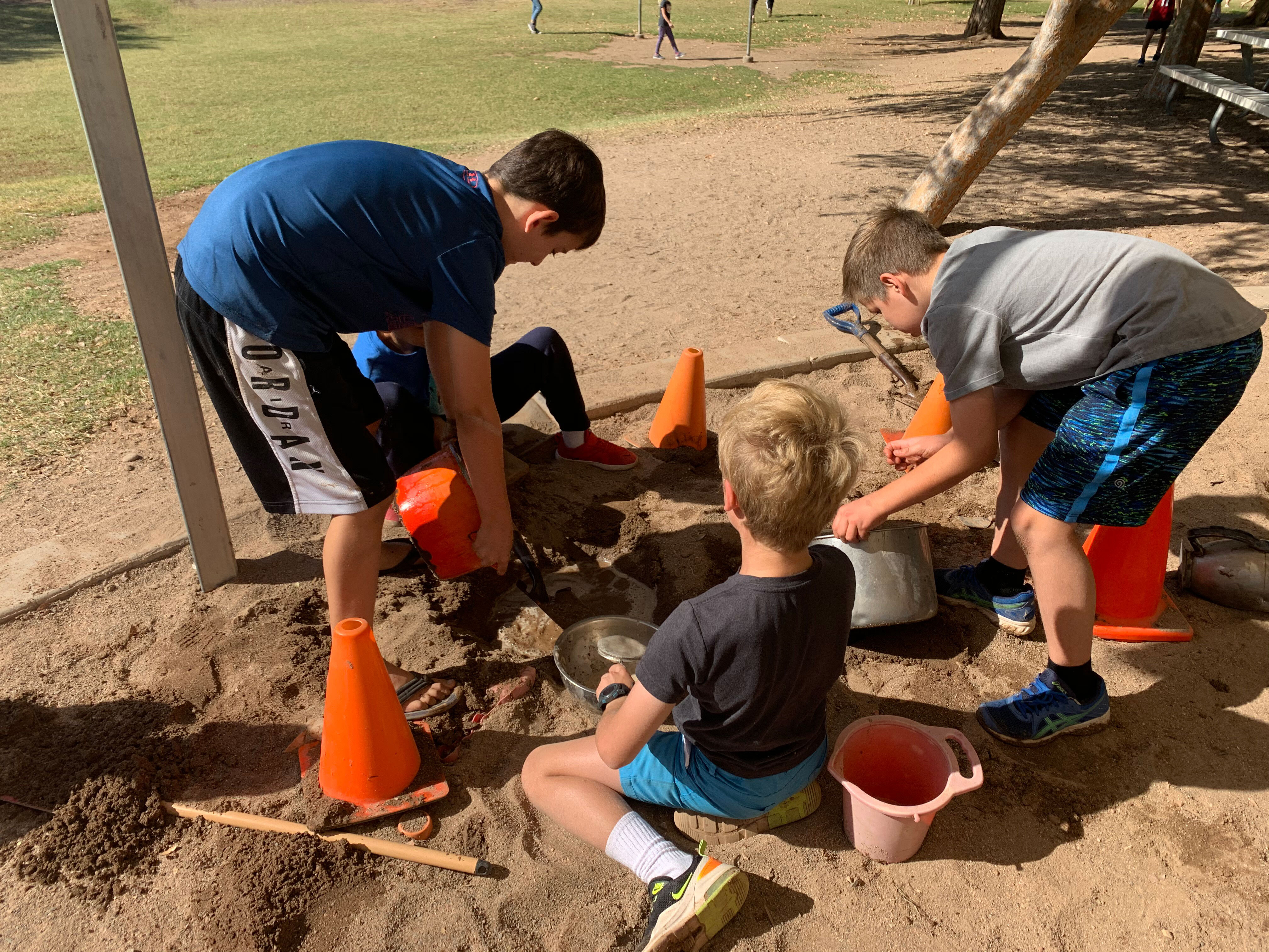Fall Break Camp at the Childrens Museum of Phoenix фото 1