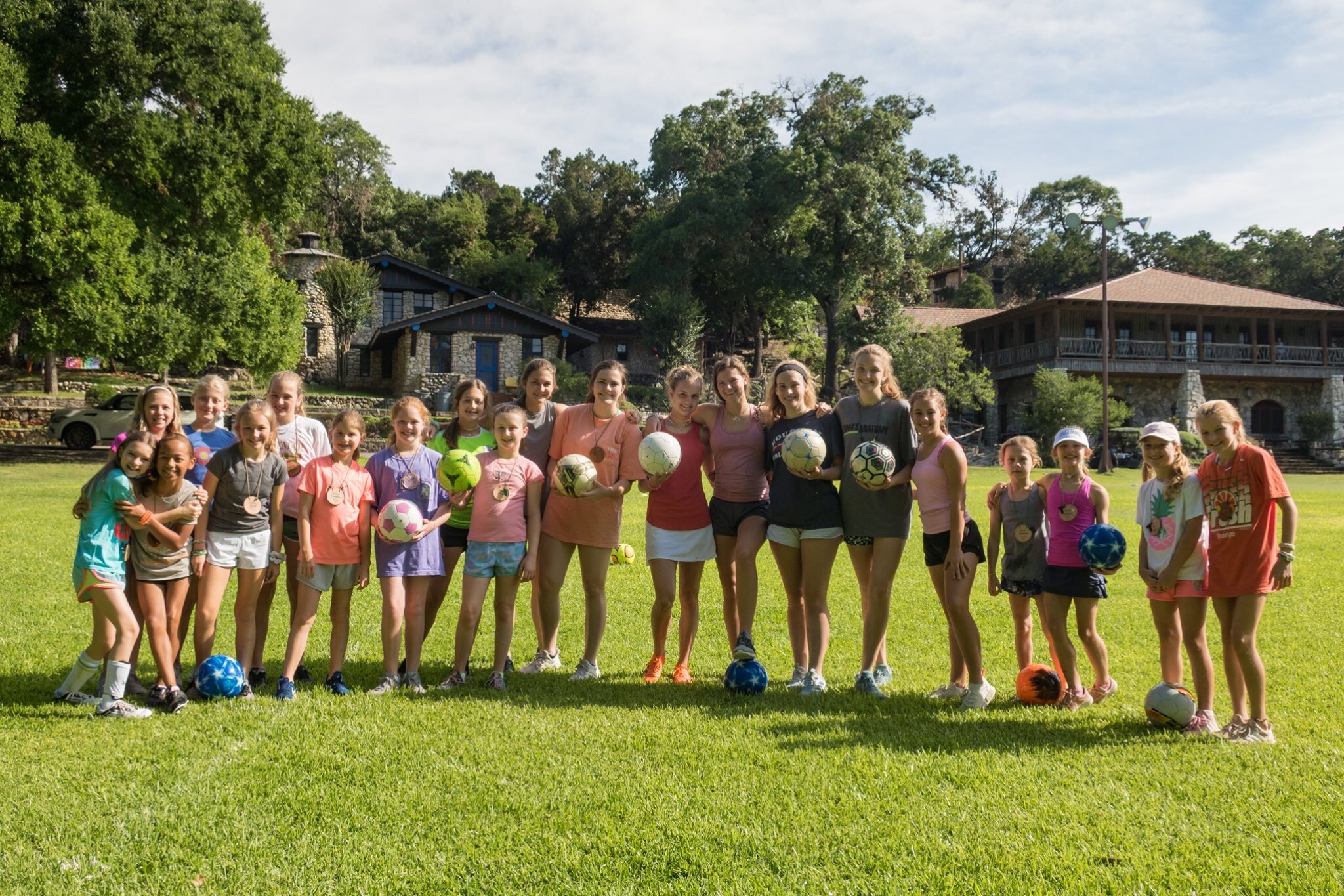 Charis Hills Summer Camp фото 1