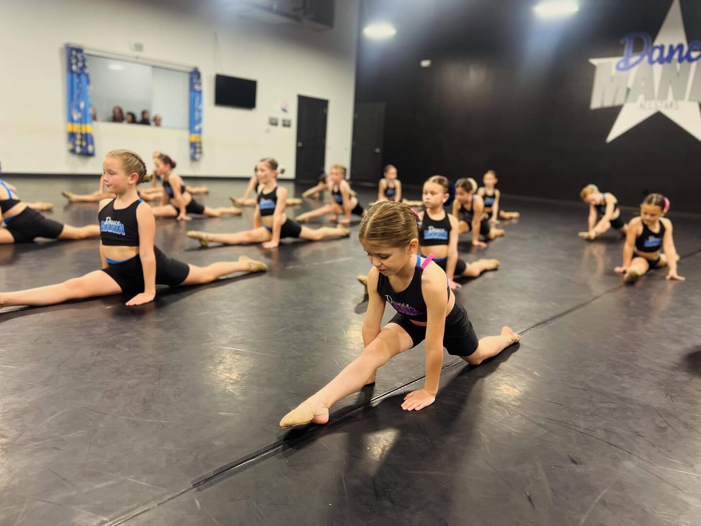 Dance Mania Camp