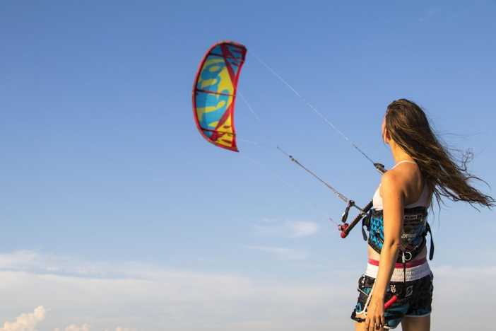 Lanikai Sports — Kiteboarding Lessons