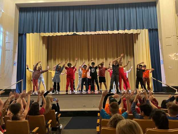 Lookingglass Summerglass Camp