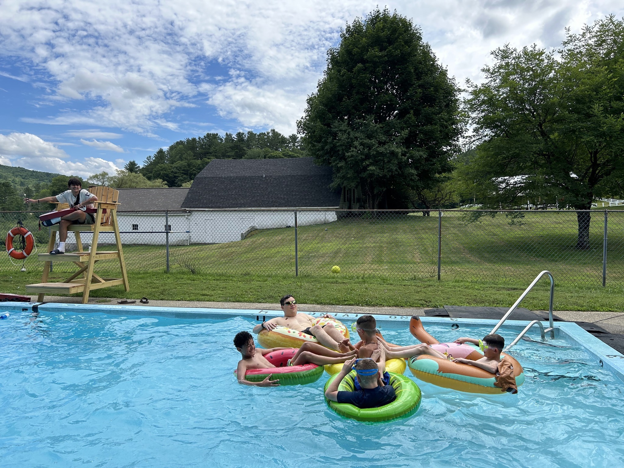 Dedham Health And Athletic Complex Summer Camp фото 1