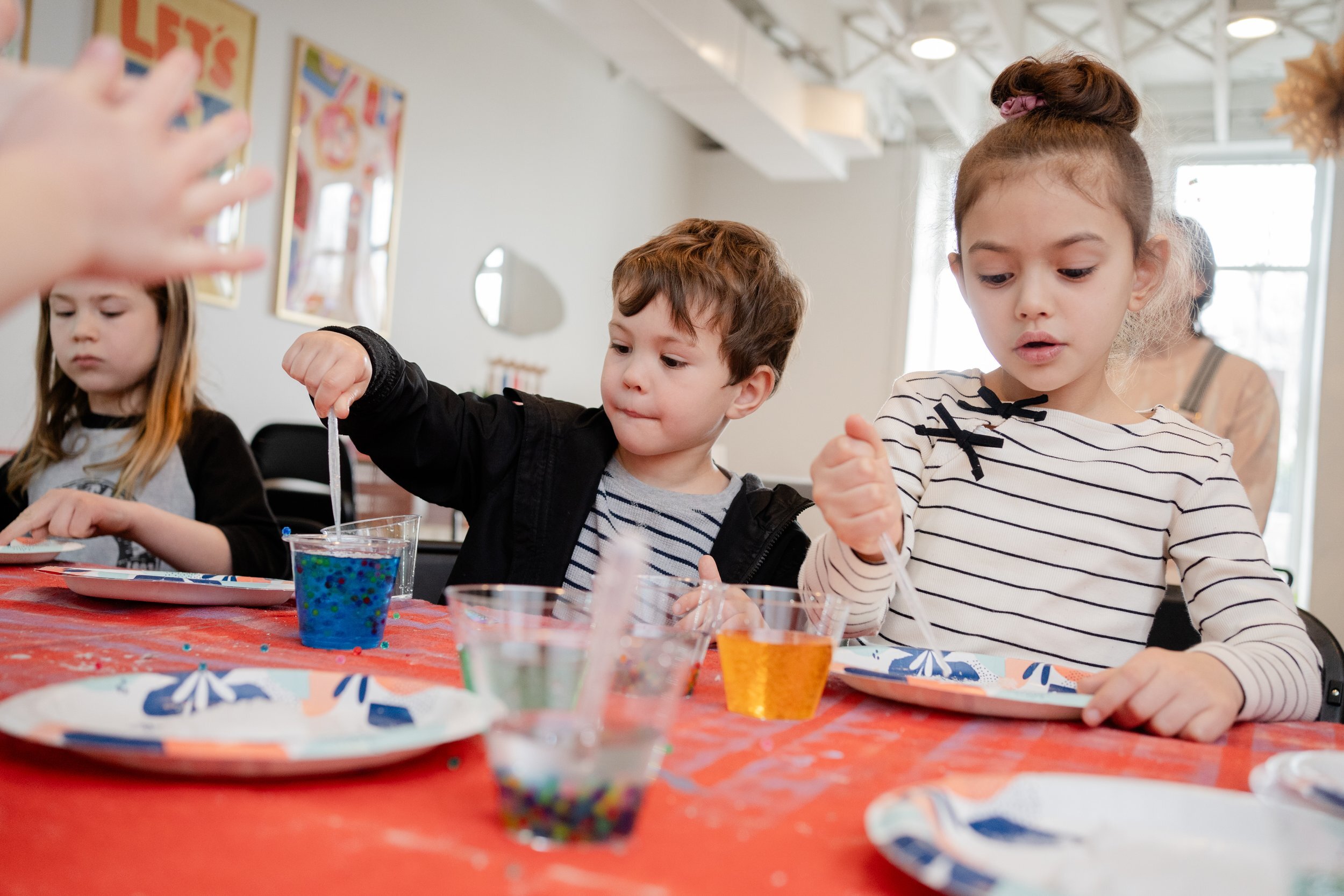 Mr. Bond And The Science Guys фото 1