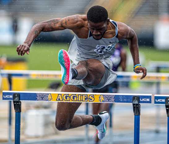 Nike Hurdle Coaches Clinic with Terrence Trammell