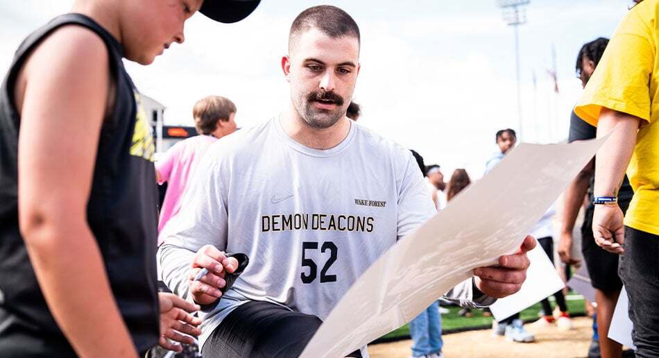Nike Youth Football Camp Wake Forest University фото 1