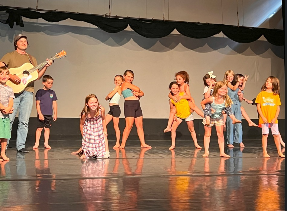 Fountain Valley School Summer Session фото 1