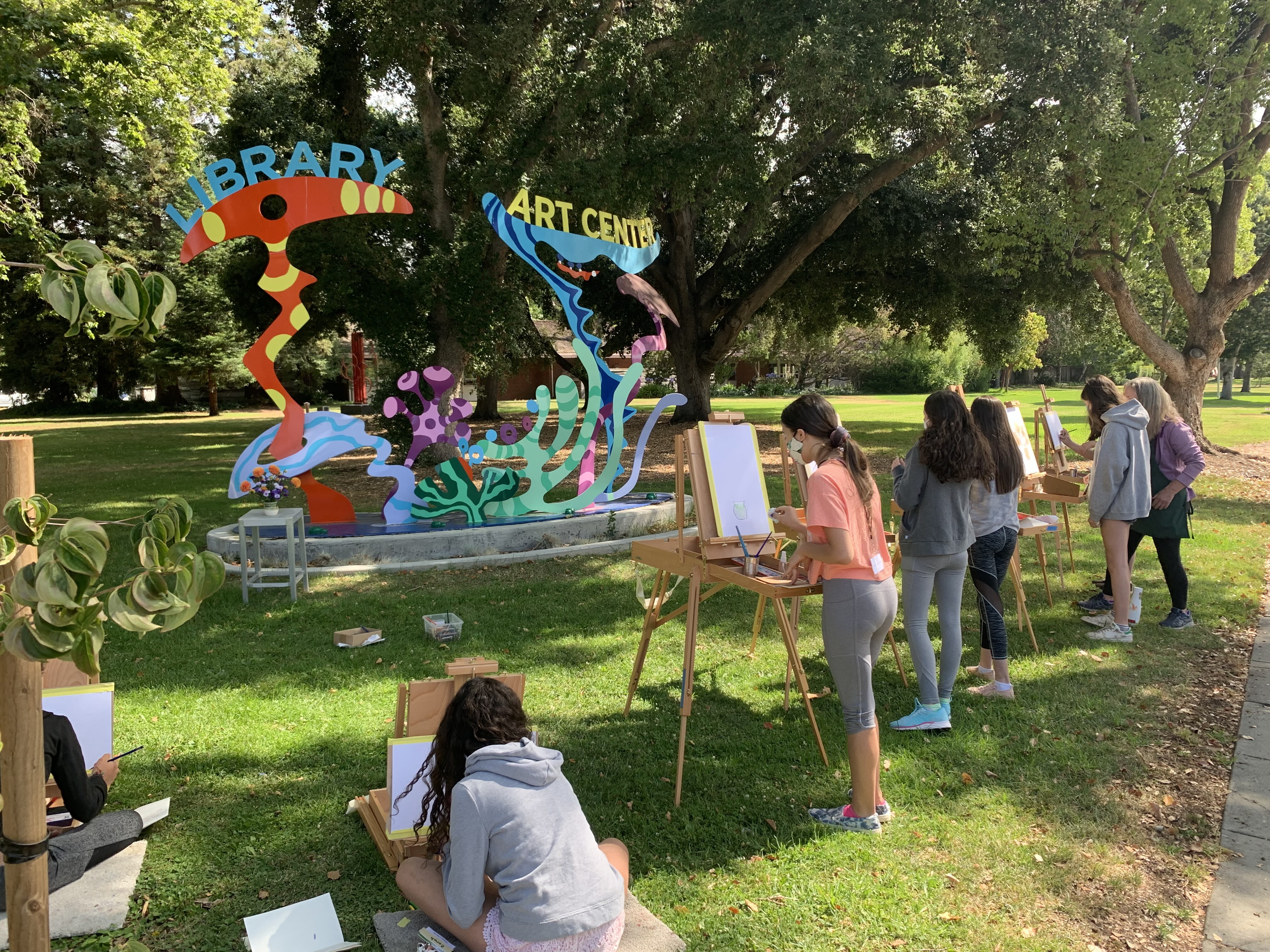 Castilleja Summer Day Camp фото 1