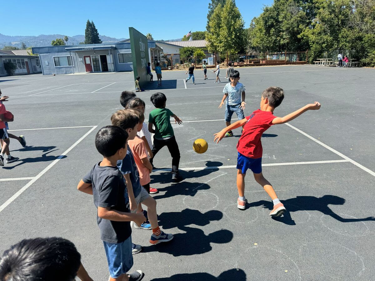 Saratoga Elementary photo 1