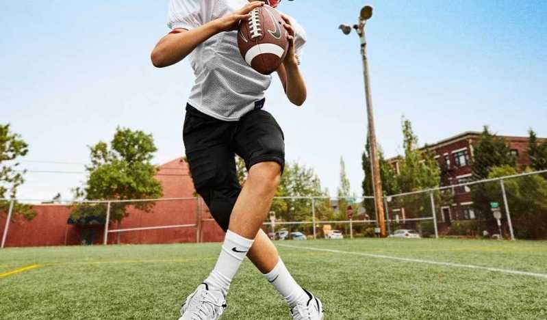 US Sports Camps: Contact Football