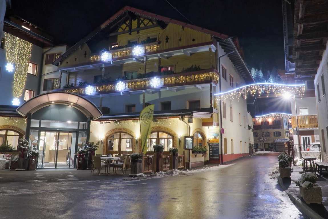 is stubaital worth visiting? unveiling austria's alpine paradise photo 6