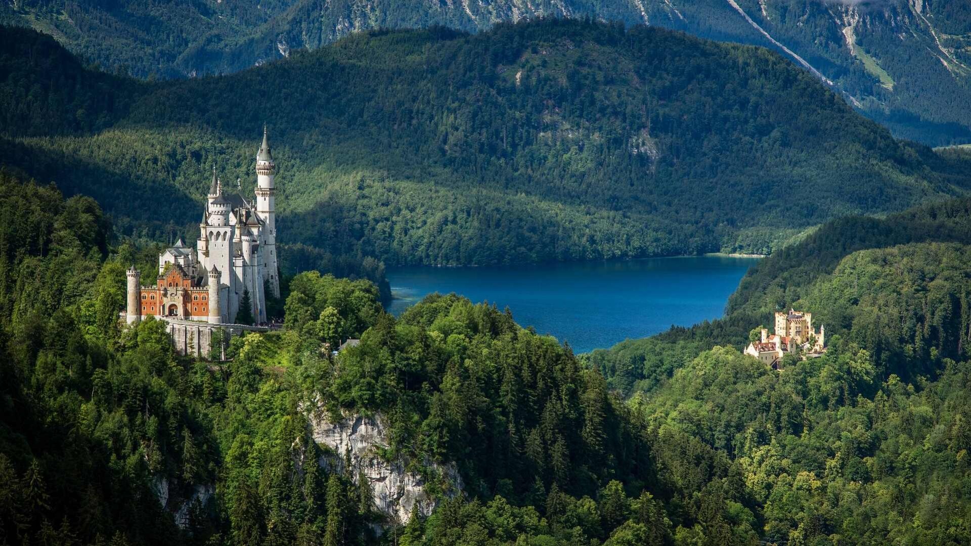 Is Germany Worth a Visit? Discover the Top Reasons to Explore Deutschland
