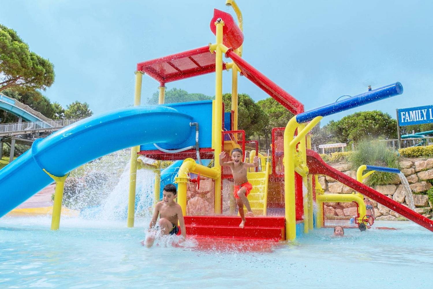 Аквапарк Water World в Ллорет-де-Мар