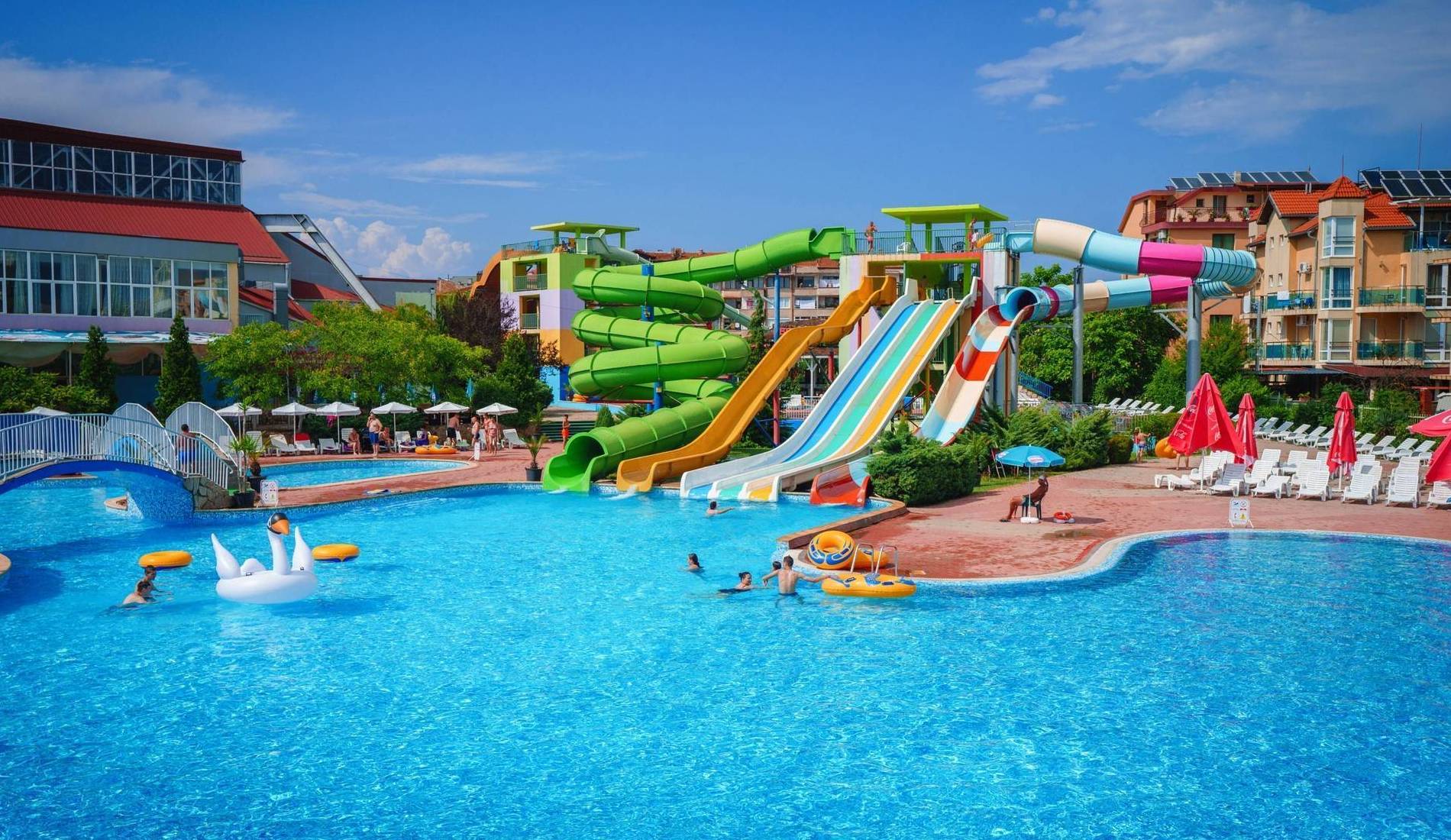 Аквапарк Aqua Planet