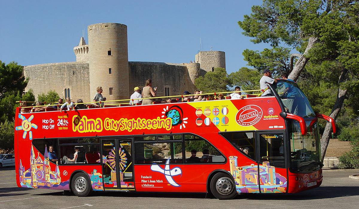 Hop-On Hop-Off Palma de Mallorca photo 1