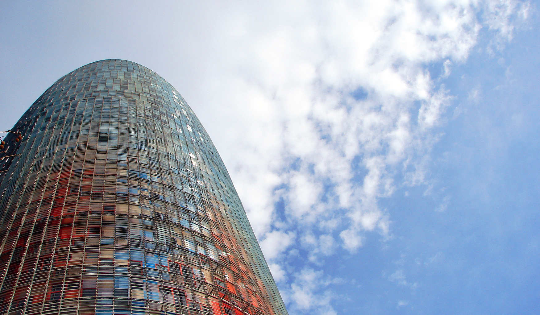 Башня Агбар фото 1