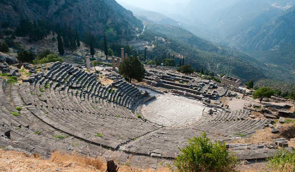 Дельфы фото 1