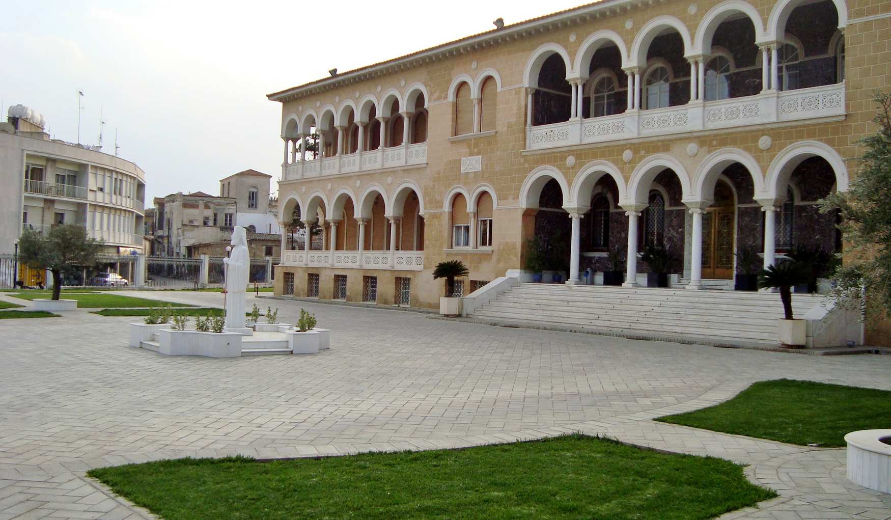 Дворец Архиепископа фото 1