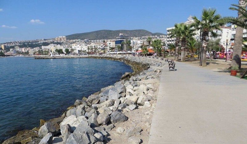 Городской пляж Кушадасы