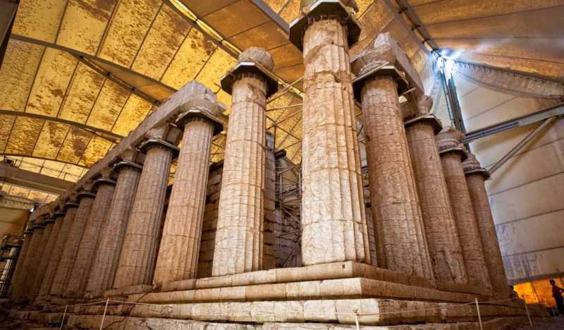 Храм Аполлона в Бассах