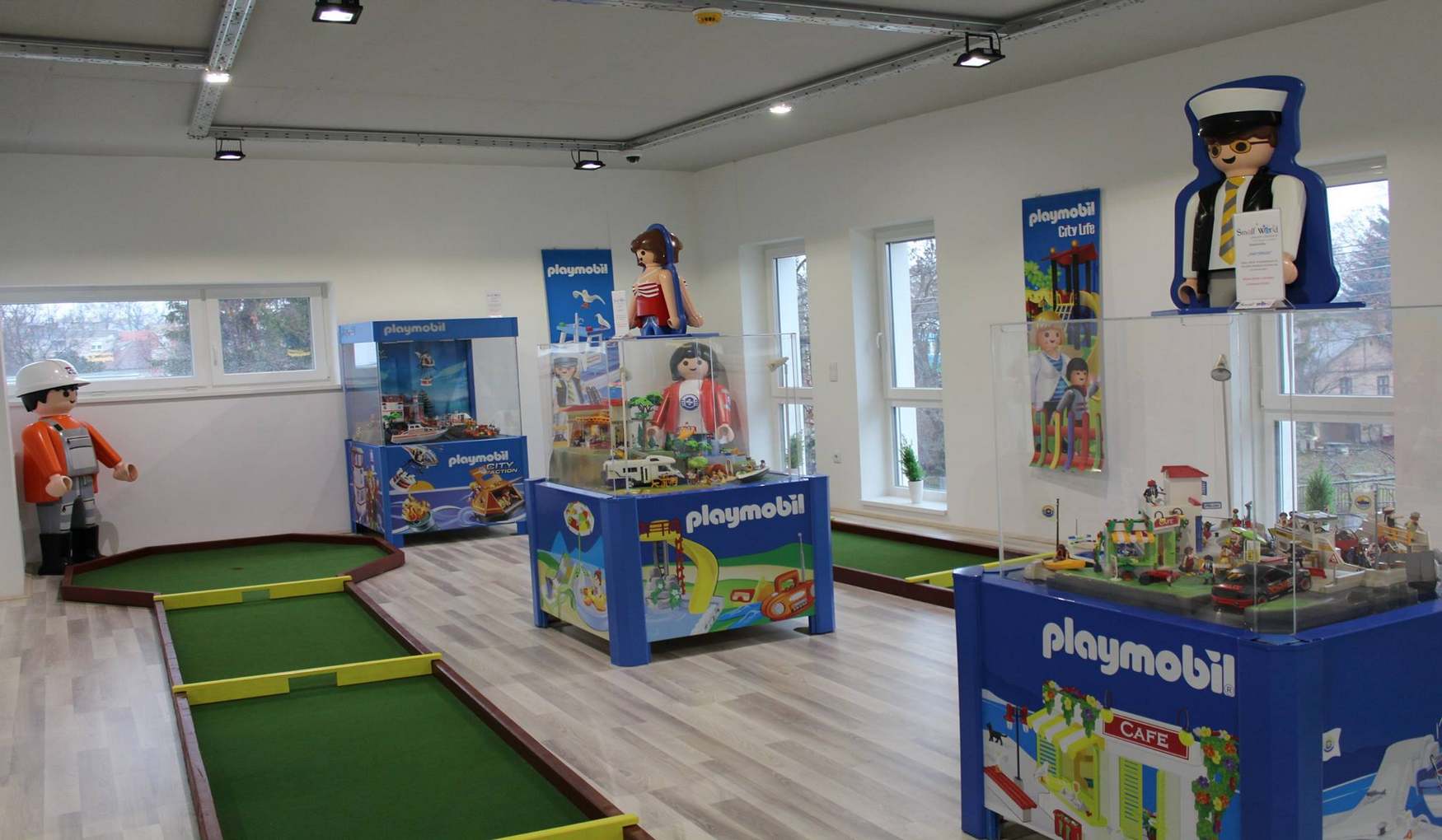 Игровой Центр Small World (ЗАКРЫТ) фото 1