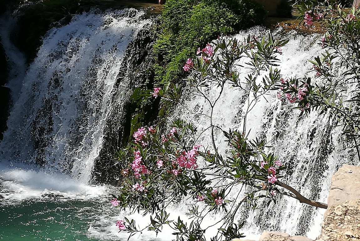 algar waterfalls photo 1