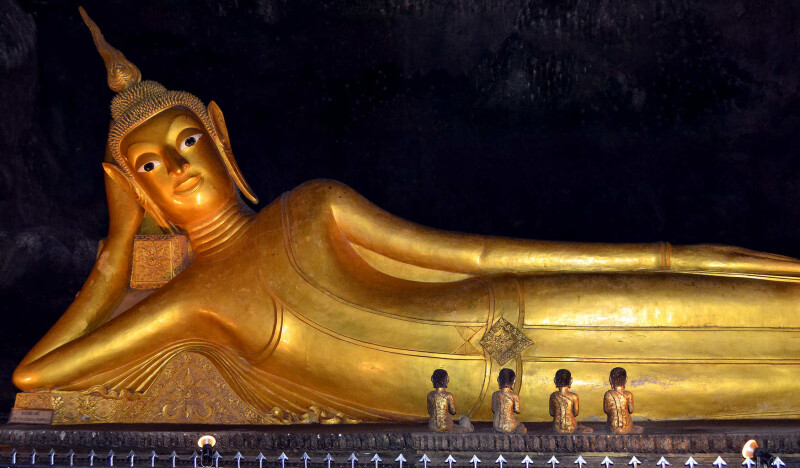 Храм Обезьян и Пещера Желудок Слона