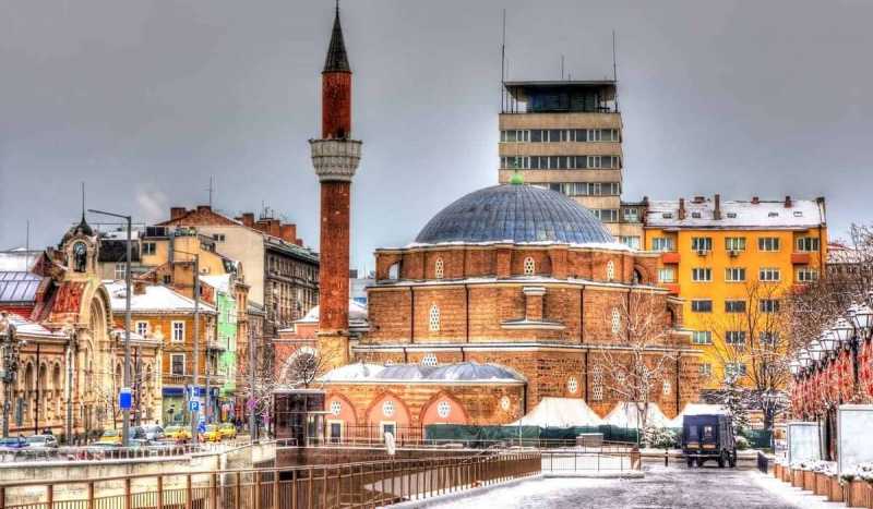 Мечеть Баня Баши