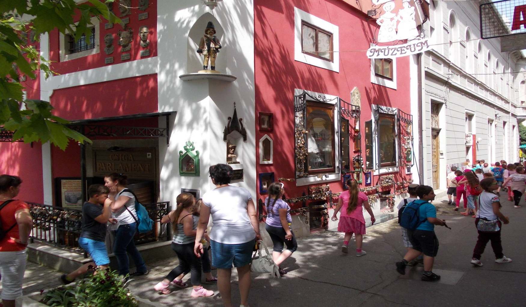 Музей Кукол в Кестхее фото 1