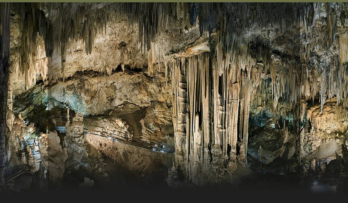 Caves of Nerja photo 1