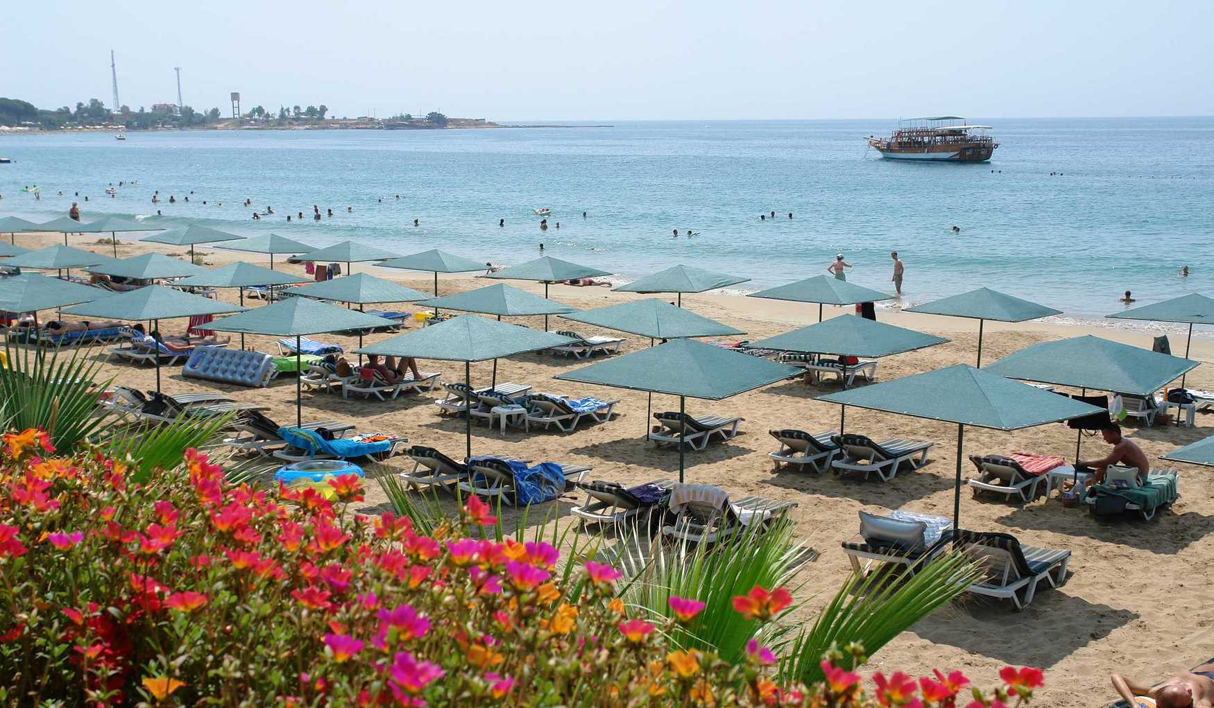 Пляж Портакал фото 1