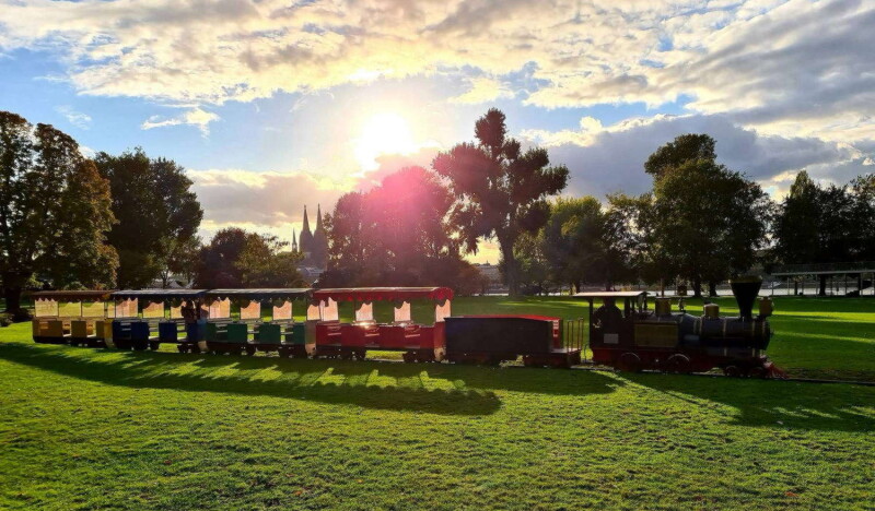 Рейнский Парк. Детская Железная Дорога