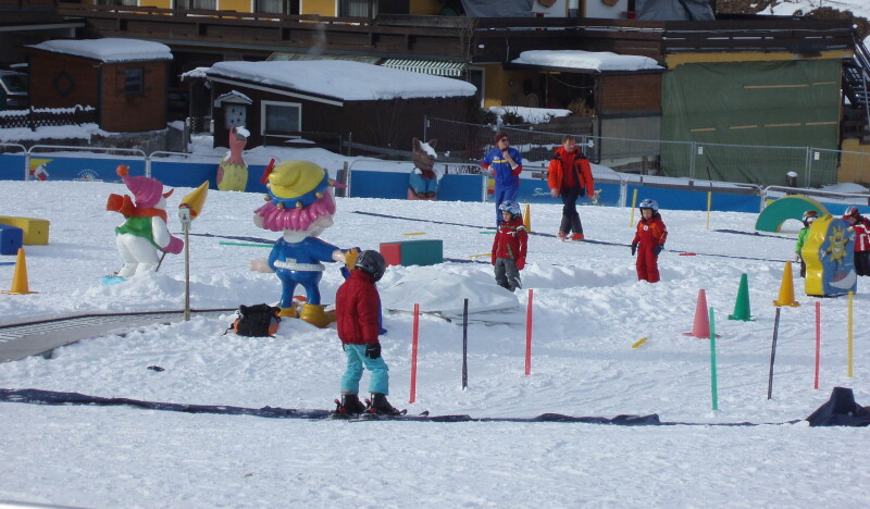 Snow and Fun Ski School