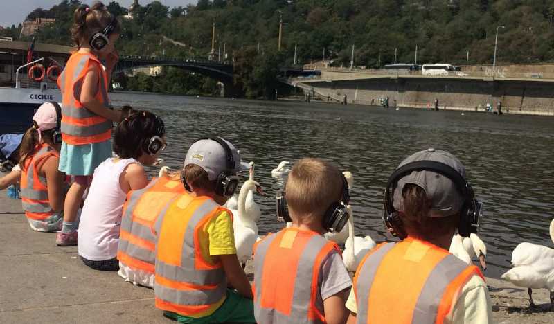 Спектакль-променад