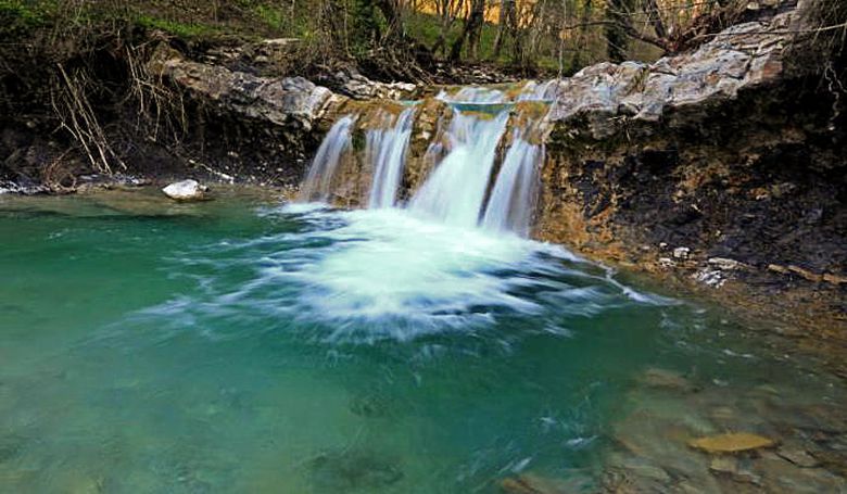 Водопады на Реке Жане