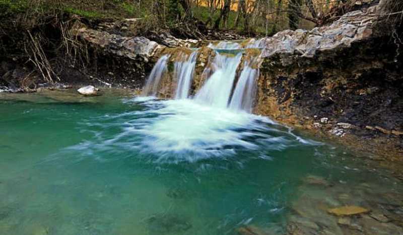 Водопады на Реке Жане