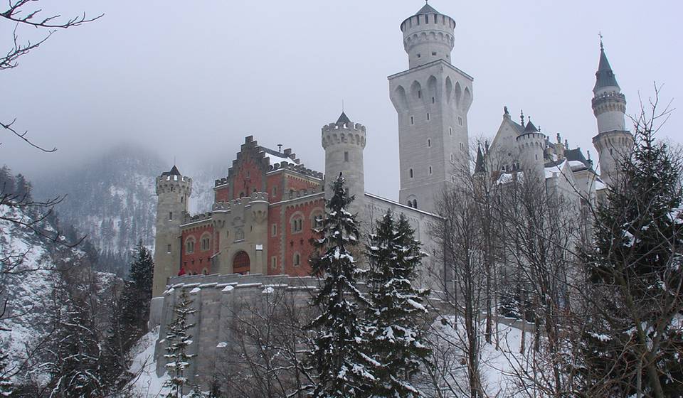 Neuschwanstein Castle photo 1