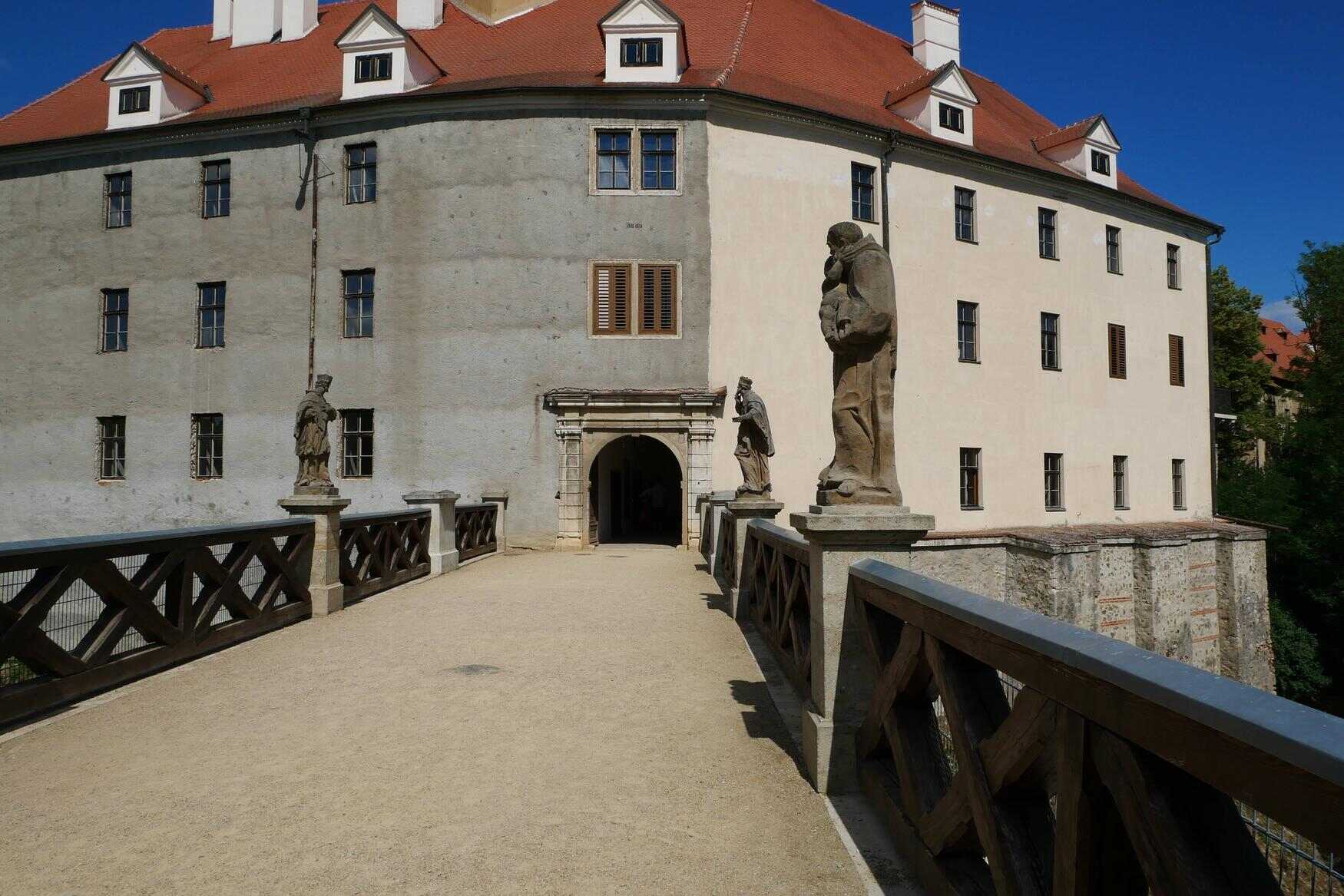 Замок Вевержи фото 1