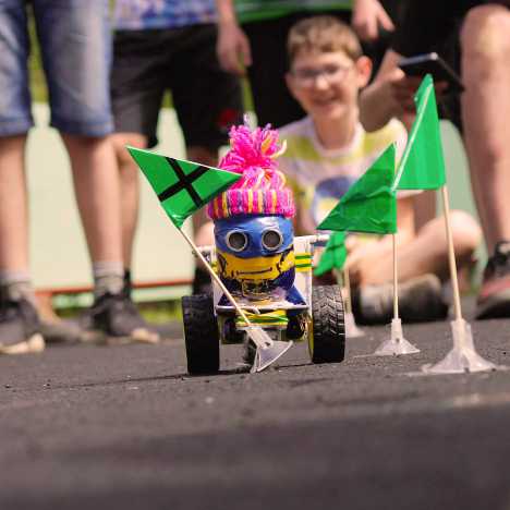 Делай роботов