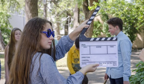 KIDS MOVIE CAMP