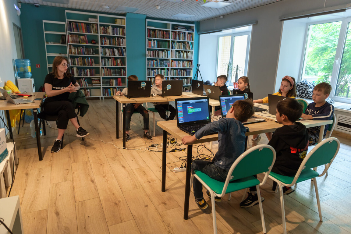 Городской лагерь Coddy - технический it лагерь программирования для детей и подростков. фото 1