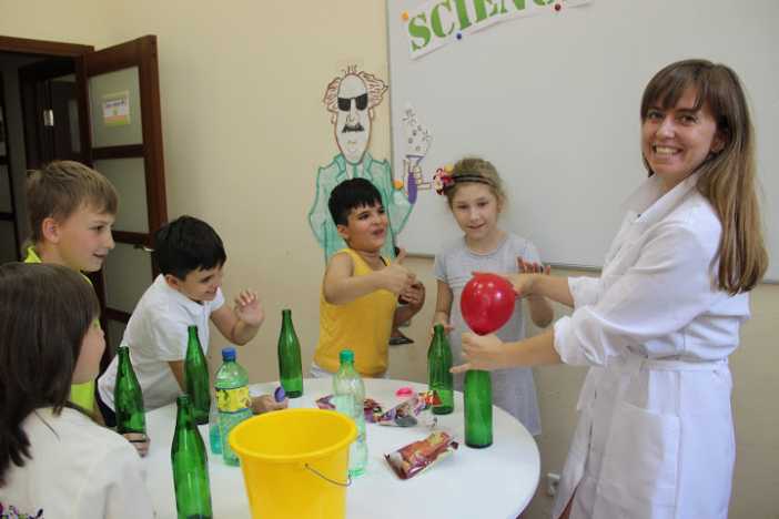 HOLIDAYS with EASY WAY