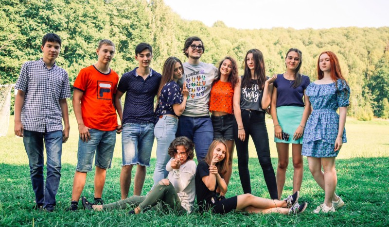 Лидер в кадре