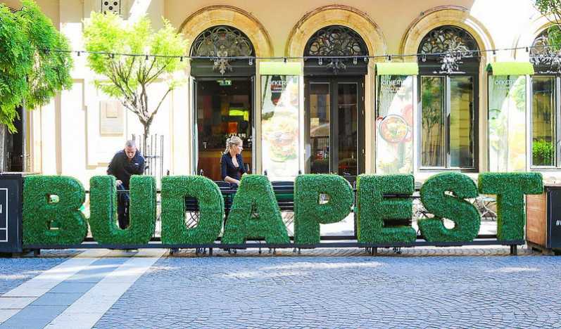 Point Camp BUDAPEST&VIENNA