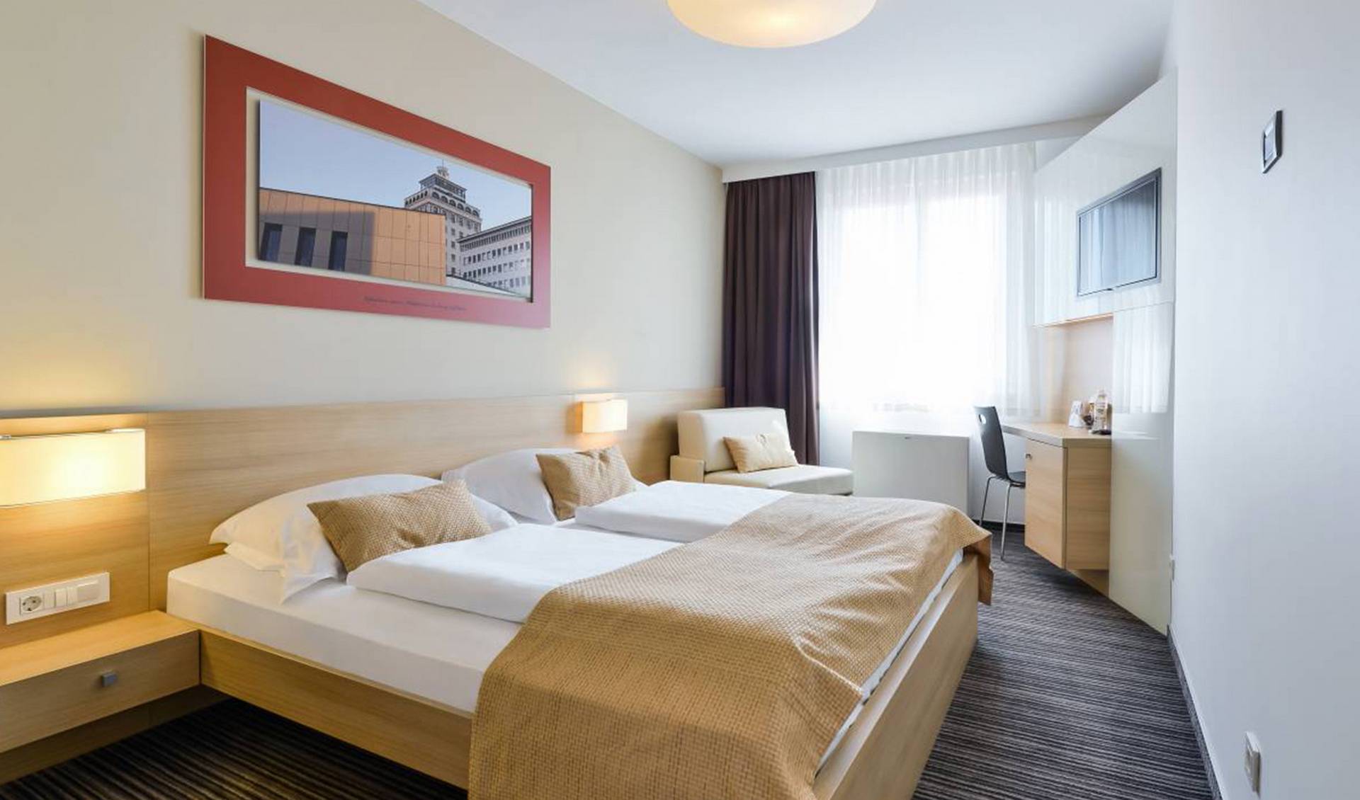 Ahotel Ljubljana