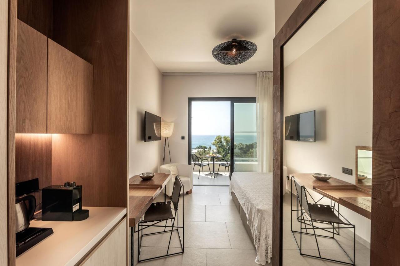Anemi Hotel & Suites фото 1